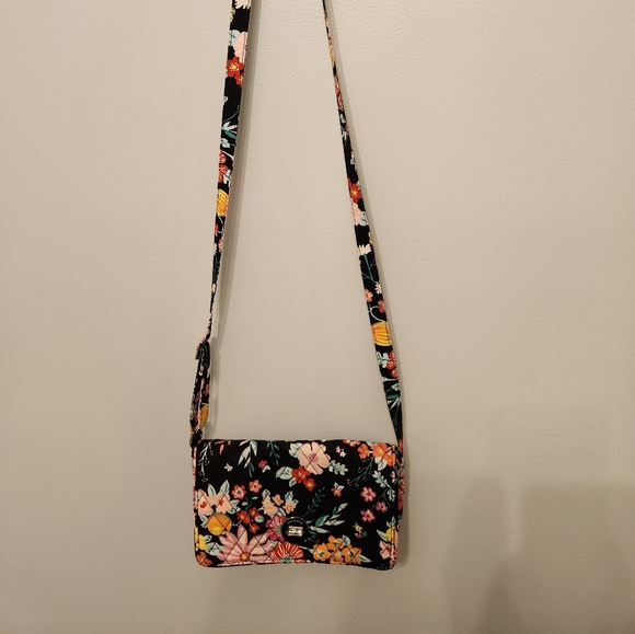 Vera Bradley Crossbody Purse - Picture 6 of 9